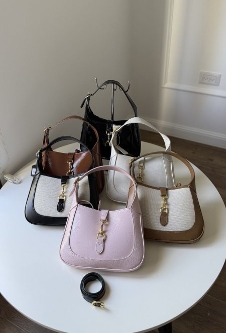 شنتة - GUCCI Jackie / كواليتي ماستر ، شامل علبة الشركة